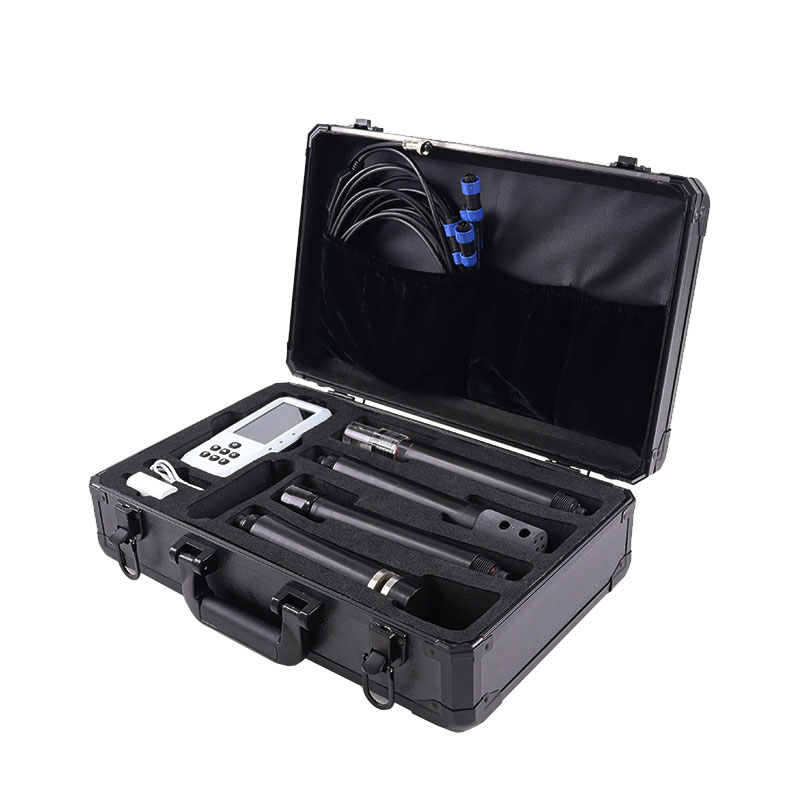 便攜式多參數(shù)水質檢測儀