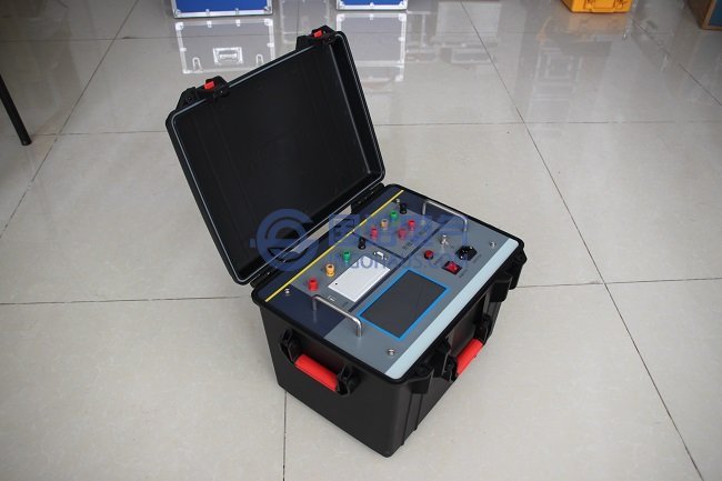 GHGR910大型地網(wǎng)接地電阻測試儀實拍